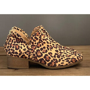 Kenneth Cole Reaction Women's Side Skip Ankle Booties Size 6.5 Leopard Print